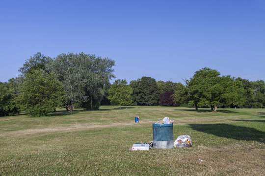 Müll im Park 