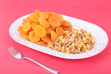 Kurutulmuş Kayısı ve Meyve Parçaçıkları