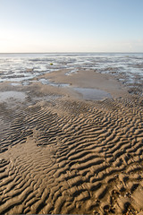 Ebbe am Strand von Duhnen bei Cuxhaven, Deutschland