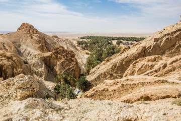 Fototapeta na wymiar mountain oasis Chebika in Sahara desert, Tunisia