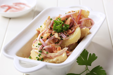 Mustard potato salad