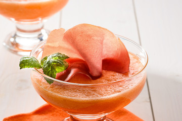 Mousse di melone e prosciutto crudo