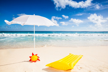 sunshade with air mattress