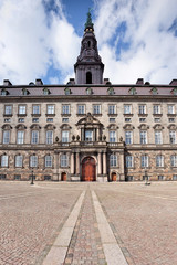 Fototapeta na wymiar Christiansborg Palace, Kopenhaga