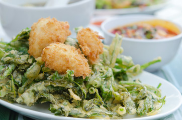crispy shrimp and vegetable