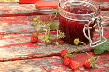 Erdbeerkonfitüre
