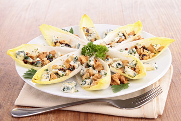 chicory salad with apple and walnut