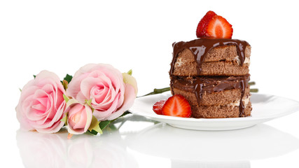 Obraz na płótnie Canvas Chocolate cake with strawberry isolated on white
