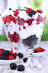 Natural yogurt with fresh berries