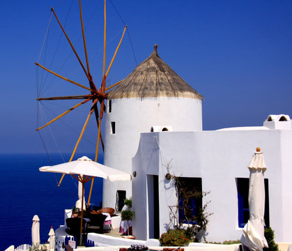 Santorin, &icirc;le grecque des Cyclades en Gr&egrave;ce