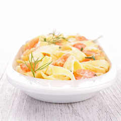 pasta cooked with cream and salmon