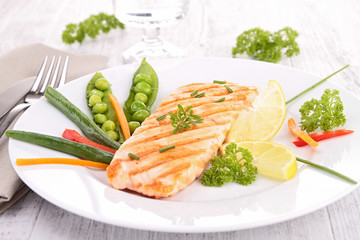 grilled salmon and vegetables