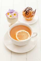 cake with tea