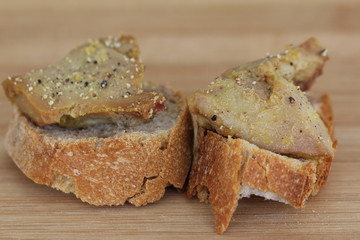 Toast de foie gras