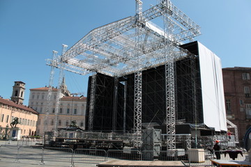 struttura palcoscenico piazza castello torino