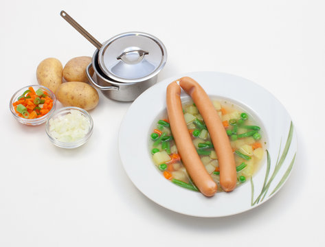 Kartoffelsuppe mit W&uuml;rstchen