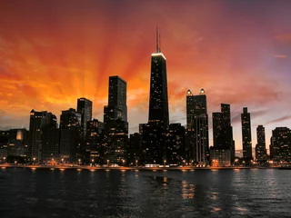Foto op Plexiglas Prachtig silhouet van Chicago Skyscrapers bij zonsondergang © jovannig