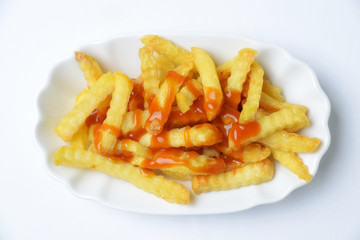 Pommes mit Ketchup