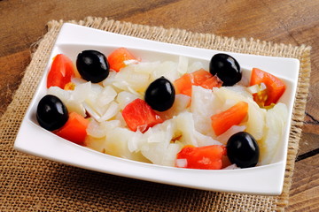 Esqueixada, ensalada de bacalao. Cod salad