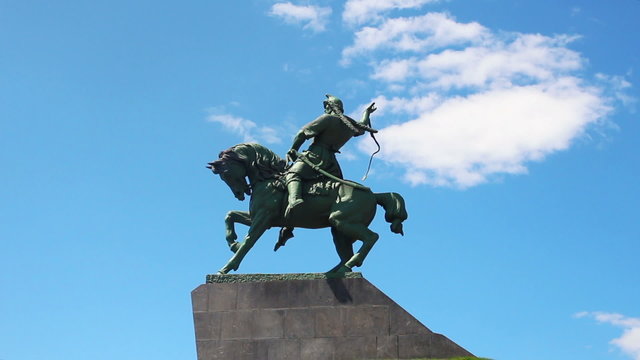 salavat yulaev monument in ufa russia - timelapse