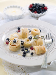 Pancake rolls