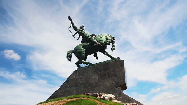 salavat yulaev monument in ufa russia - timelapse