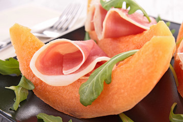 prosciutto and melon
