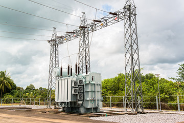 Transformer station and the high voltage electric pole