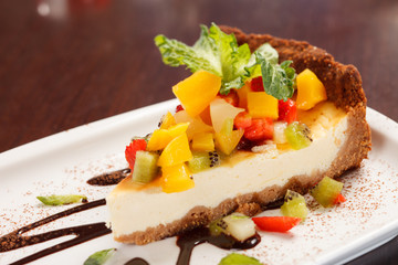 cheesecake with fruits
