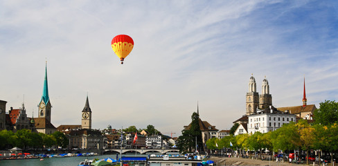 Obraz premium The major landmarks of Zurich cityscape