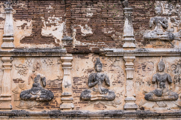 The wall of the angels 1