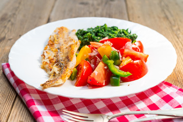 salmon sheet spinach tomato