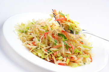 Vegetable salad with cabbage