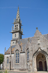 Fototapeta na wymiar Kościół św Milliau Plonévez Porzay