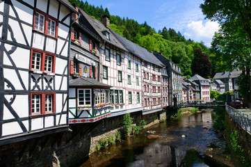 Fototapeta na wymiar Stare Miasto w Monschau, Niemcy