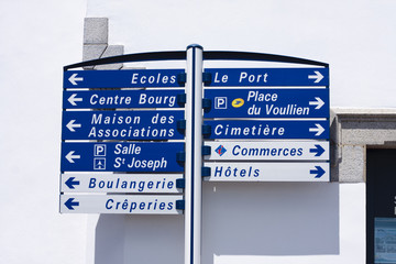 French signposts