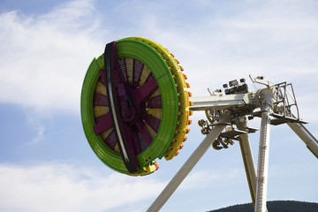 Schiffsschaukel im Freizeitpark