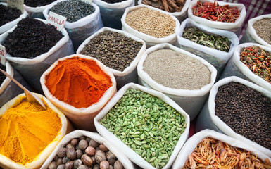 Indian colorful spices - obrazy, fototapety, plakaty