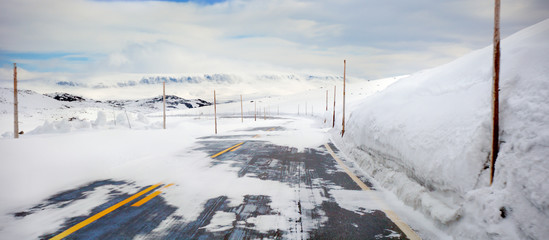 Dangerous snowing road