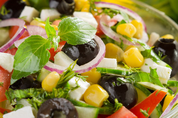Obraz na płótnie Canvas Fresh vegetable salad