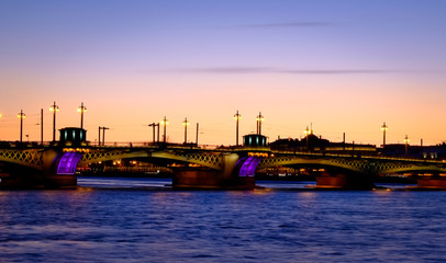 Fototapeta na wymiar Bridge over the Neva in Saint Petersburg