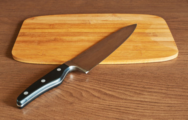 Cutting board and cook's knife