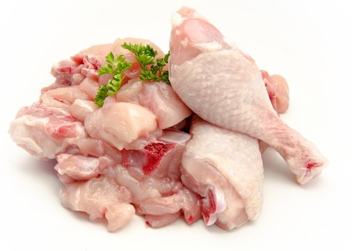 Carne de pollo cruda