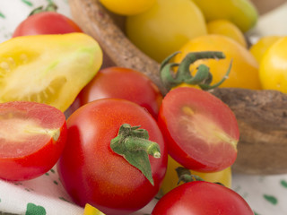 fresh red and yellow tomatoes