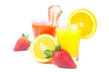 orange, glass of orange juice, strawberries and glass of strawbe
