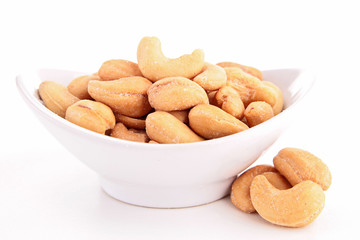 cashew isolated