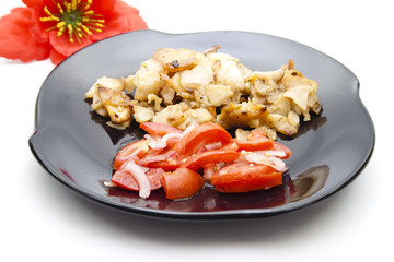 Bratkartoffel mit Tomatensalat