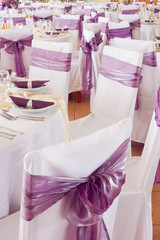 wedding chairs with ribbon