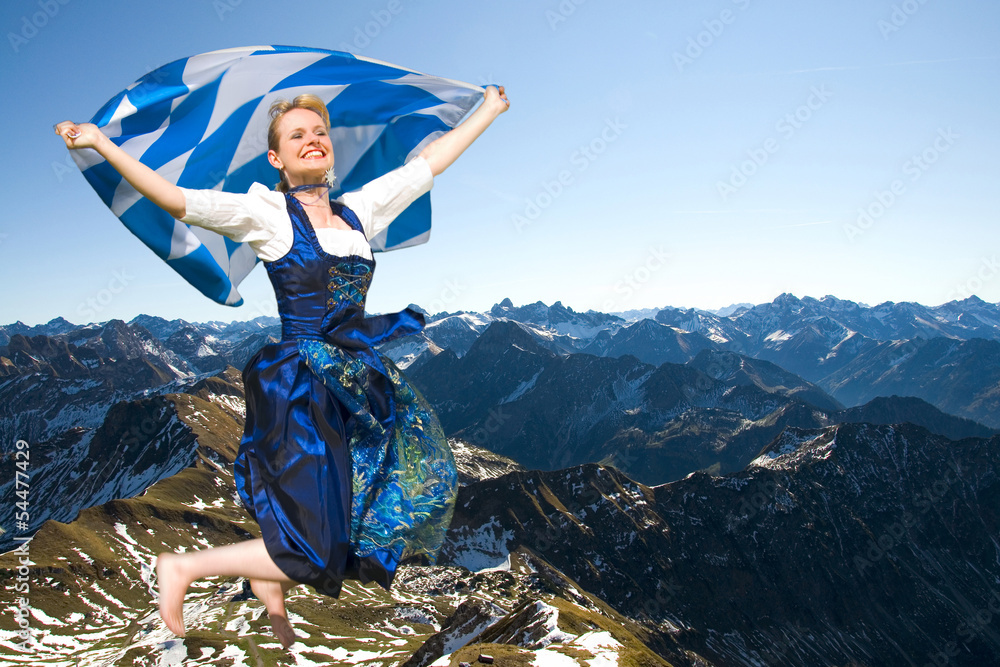 Wall mural frau im dirndl