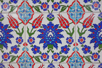 Carrelage mural artistique turc - motif floral